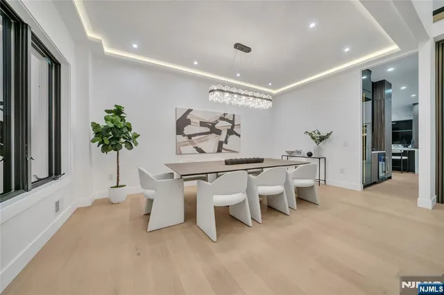 $2,700,000 | 801 Godwin Road, Paramus, NJ 07652