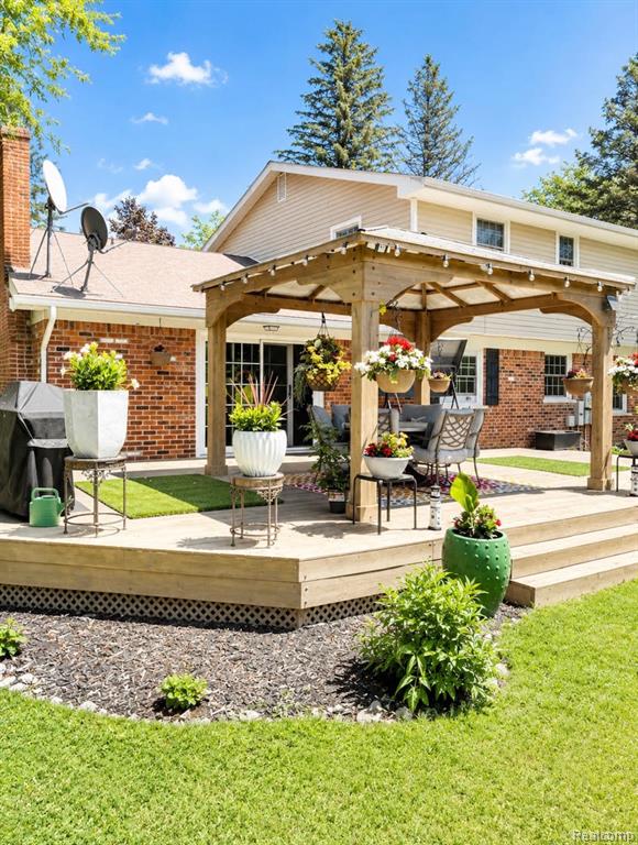 3483 Flint River Road Columbiaville, MI 48421 - Photo 4 of 40