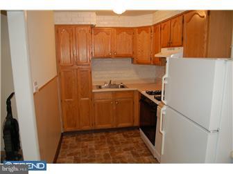 1423 Elson Road Brookhaven, PA 19015 - Photo 4 of 12 Kitchen
