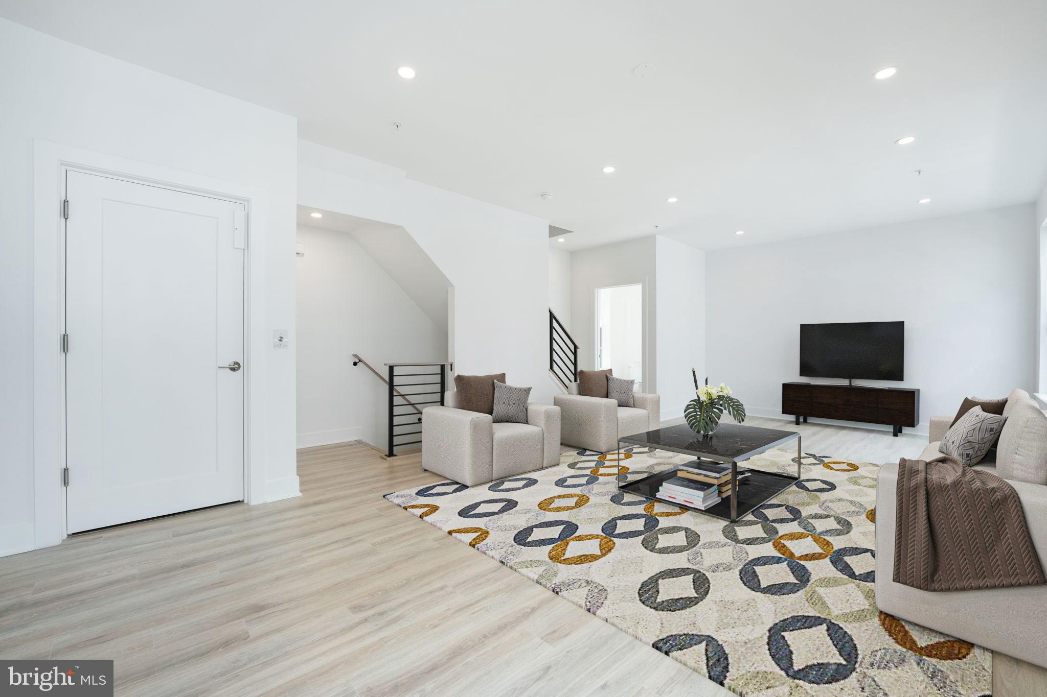 11232 Bunsen Street Reston, VA 20190 - Photo 15 of 52