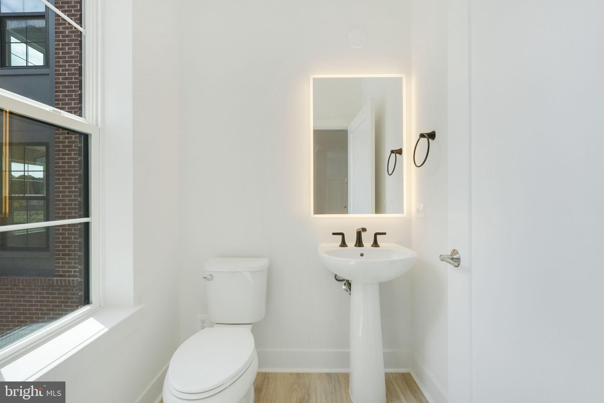 11232 Bunsen Street Reston, VA 20190 - Photo 20 of 52