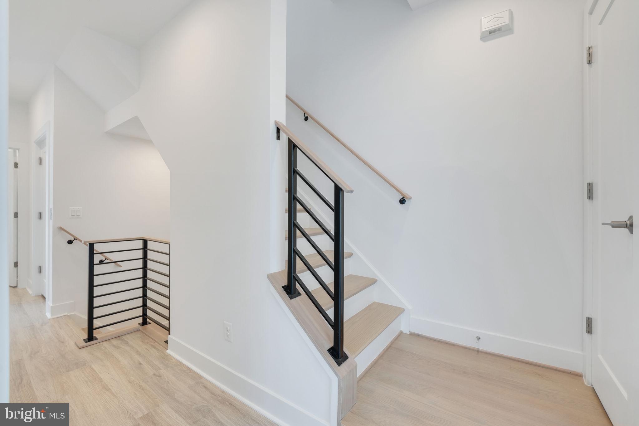 11232 Bunsen Street Reston, VA 20190 - Photo 34 of 52