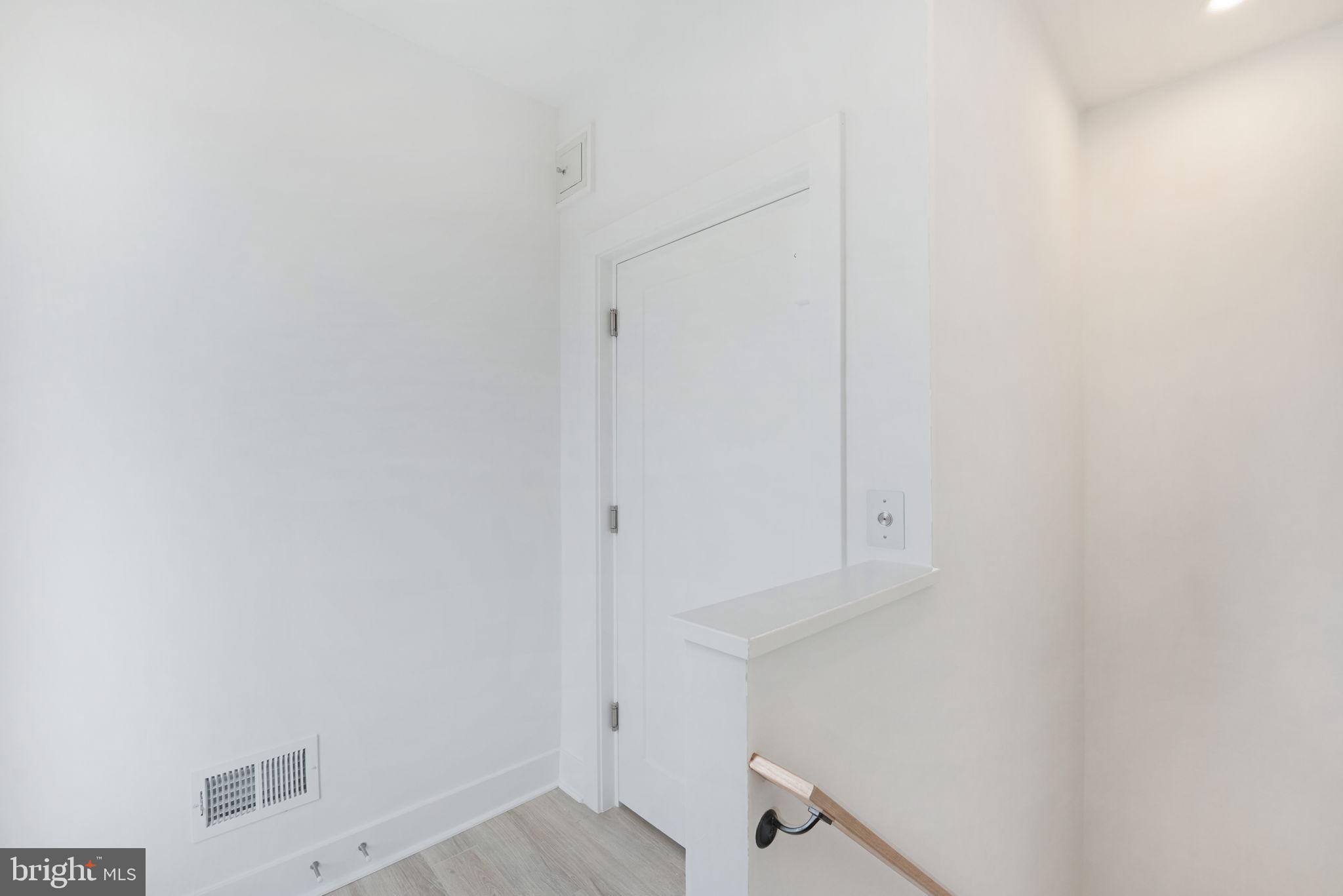 11232 Bunsen Street Reston, VA 20190 - Photo 36 of 52