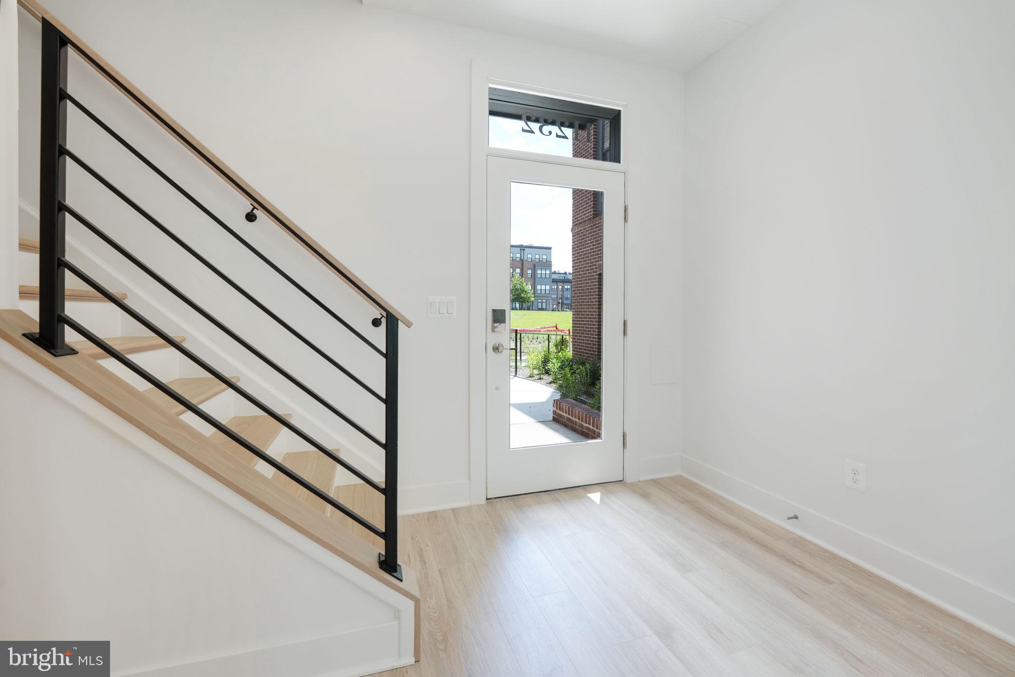 11232 Bunsen Street Reston, VA 20190 - Photo 41 of 52