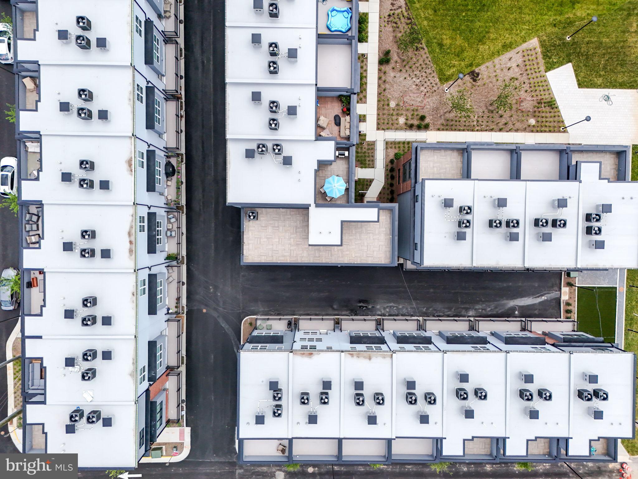 11232 Bunsen Street Reston, VA 20190 - Photo 48 of 52