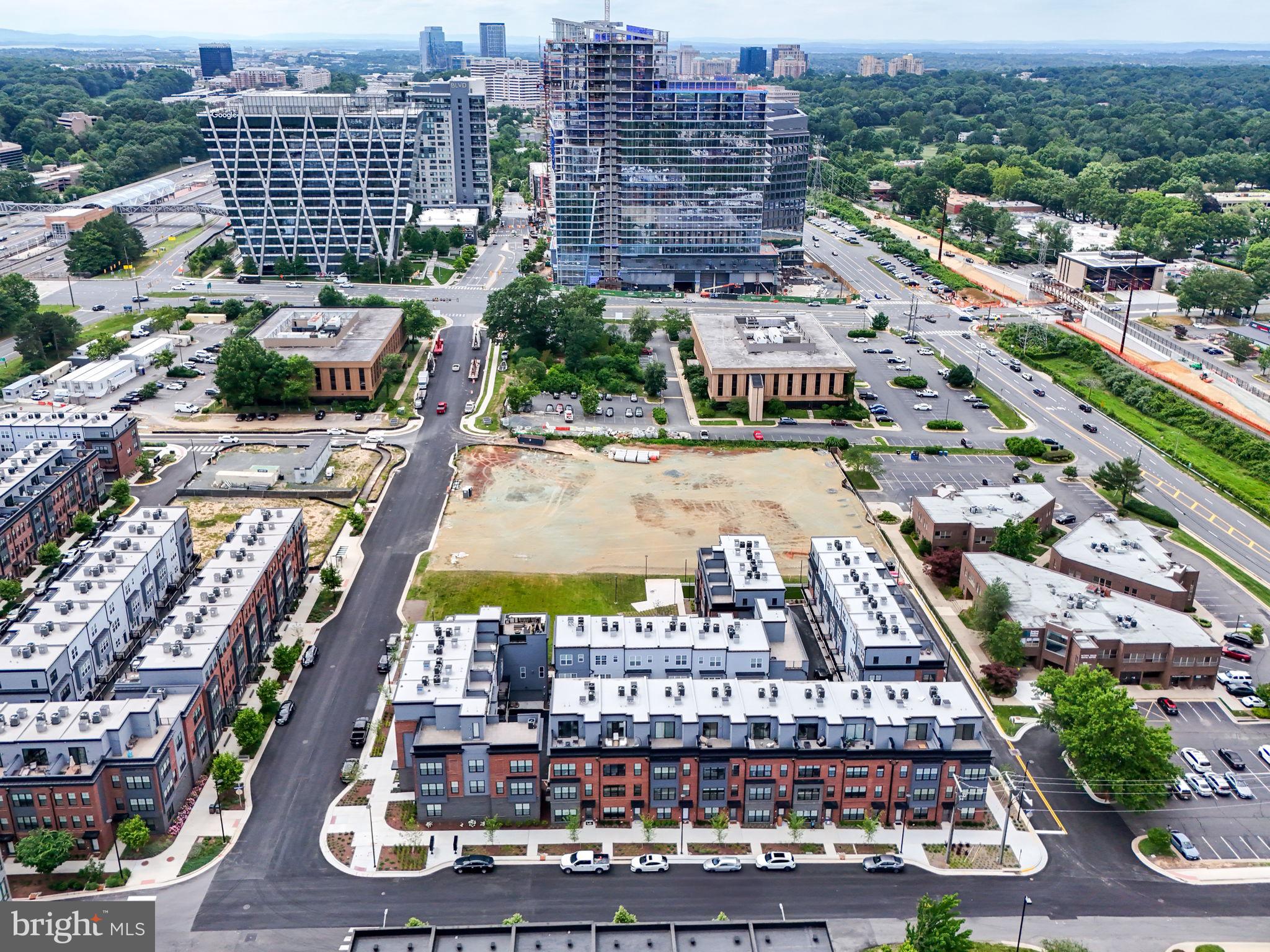 11232 Bunsen Street Reston, VA 20190 - Photo 49 of 52