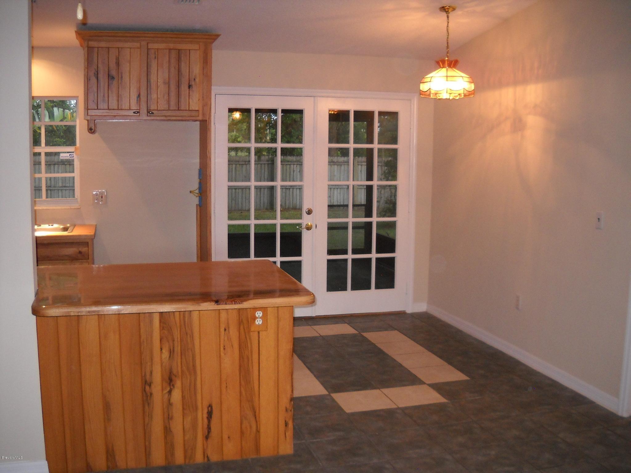 5037 Bridge Road Cocoa, FL 32927 - Photo 4 of 28 Dining area view