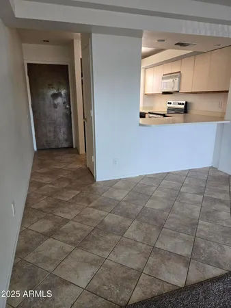 $1,400 | 5035 North 10th Place, Unit 109, Phoenix, AZ 85014