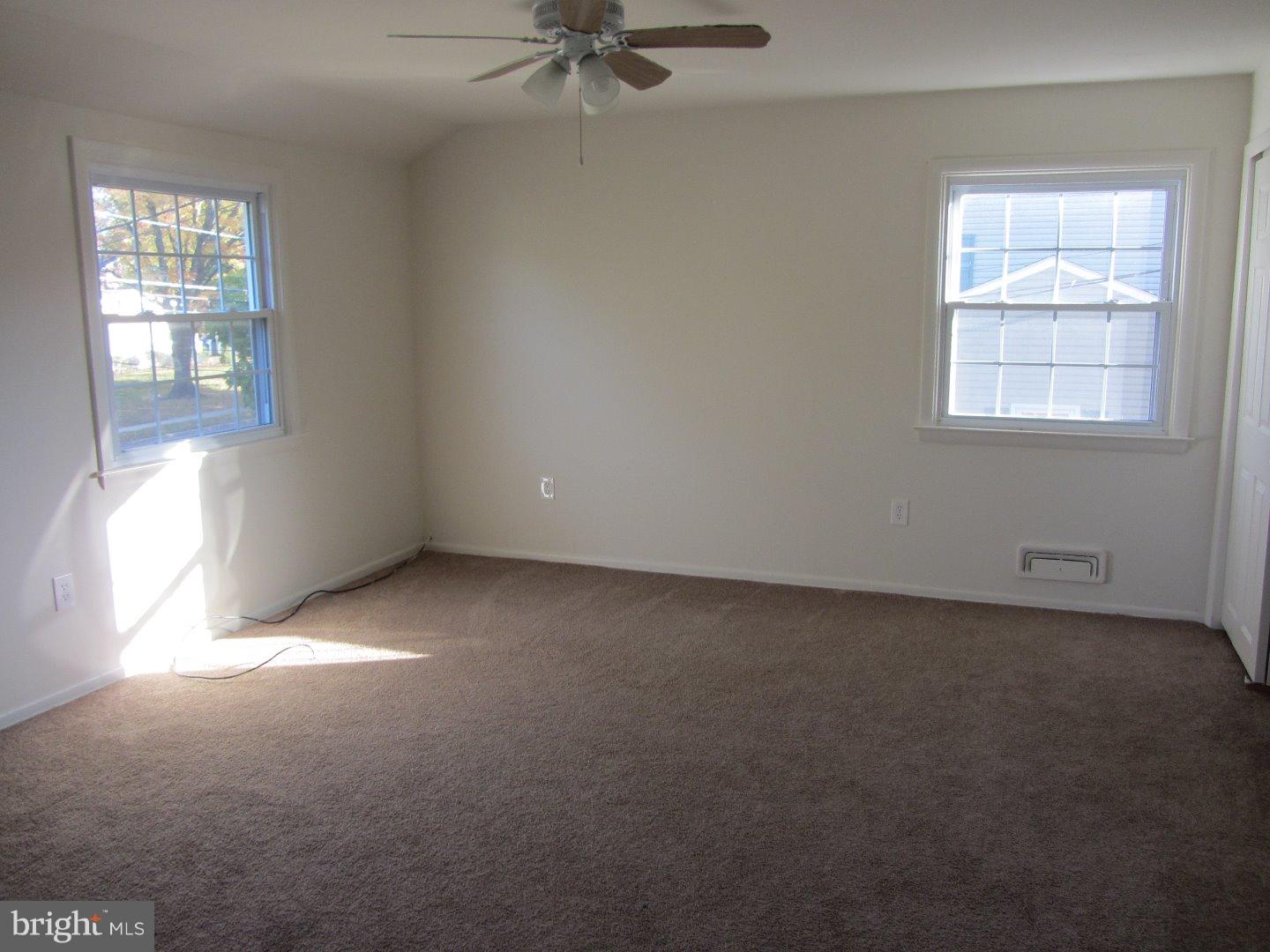 902 Hilltop Road Cinnaminson, NJ 08077 - Photo 14 of 17 Bedroom 4