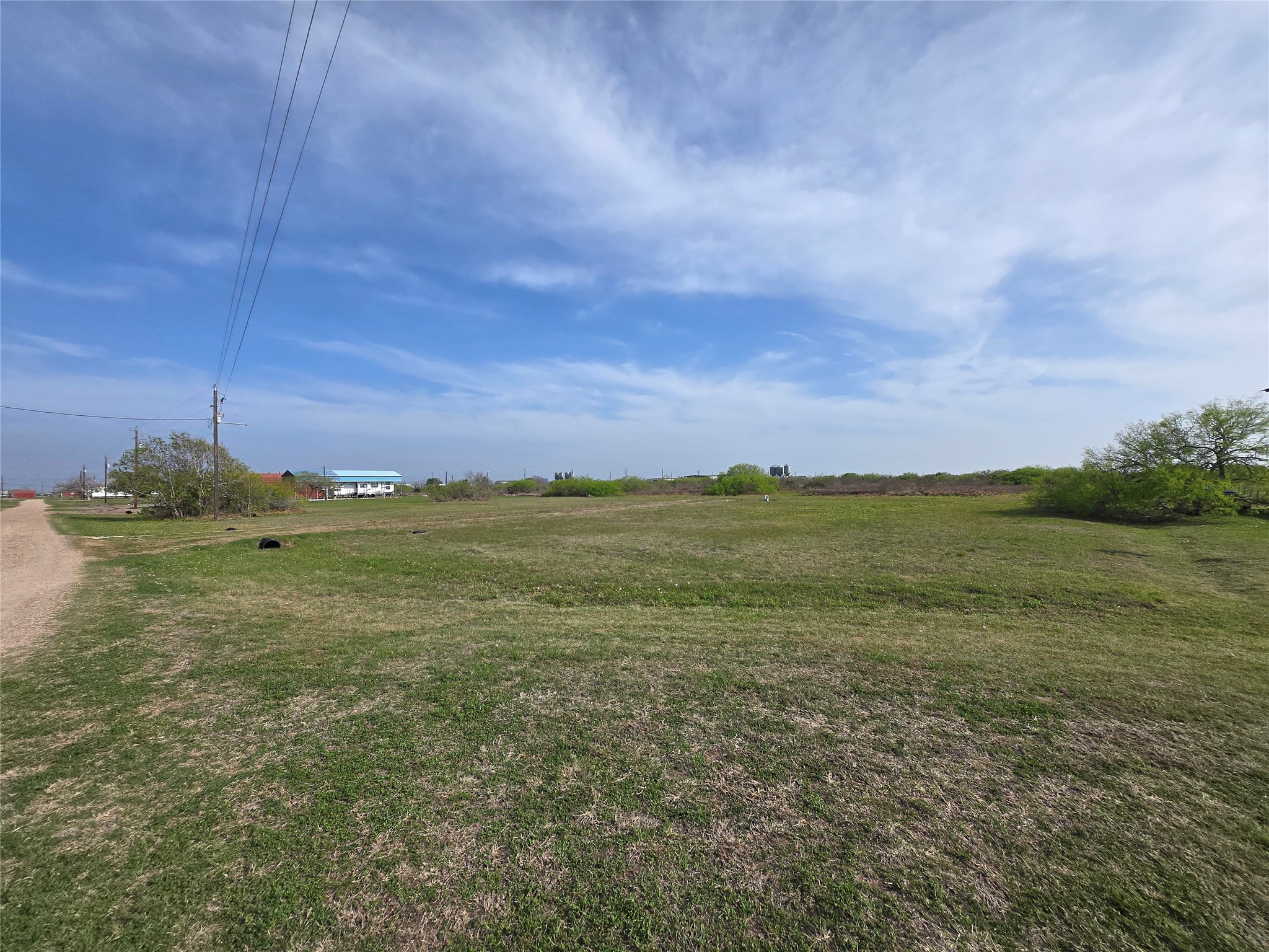 Lot 11 King Crab Road Palacios, TX 77465 - Photo 5 of 15 a view of an ocean