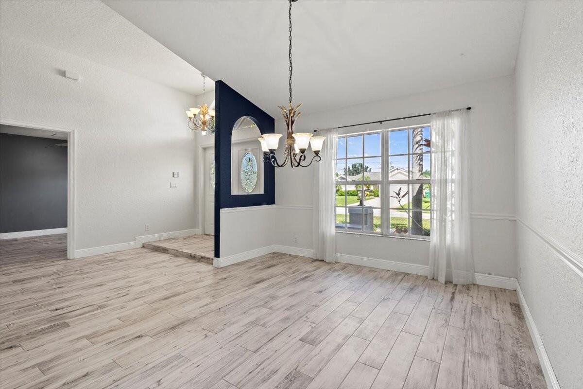 515 Southeast Cliff Road Port St. Lucie, FL 34984 - Photo 36 of 70 515-SE-Cliff-Rd-0024
