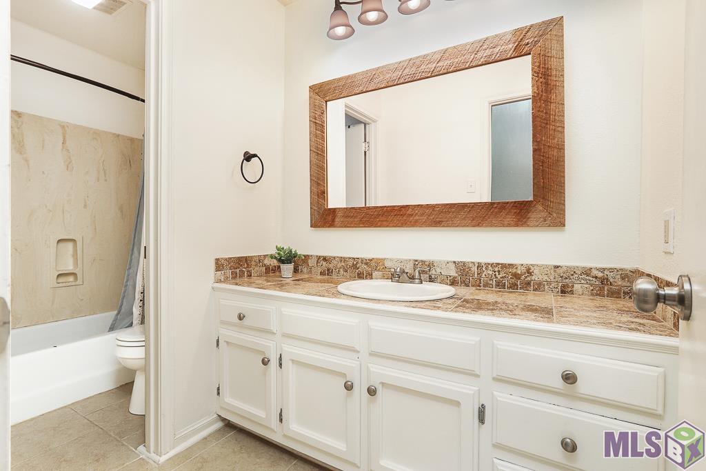 17596 Simpson Road Prairieville, LA 70769 - Photo 14 of 28