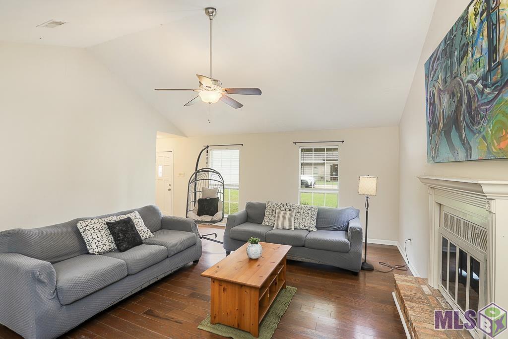 17596 Simpson Road Prairieville, LA 70769 - Photo 3 of 28