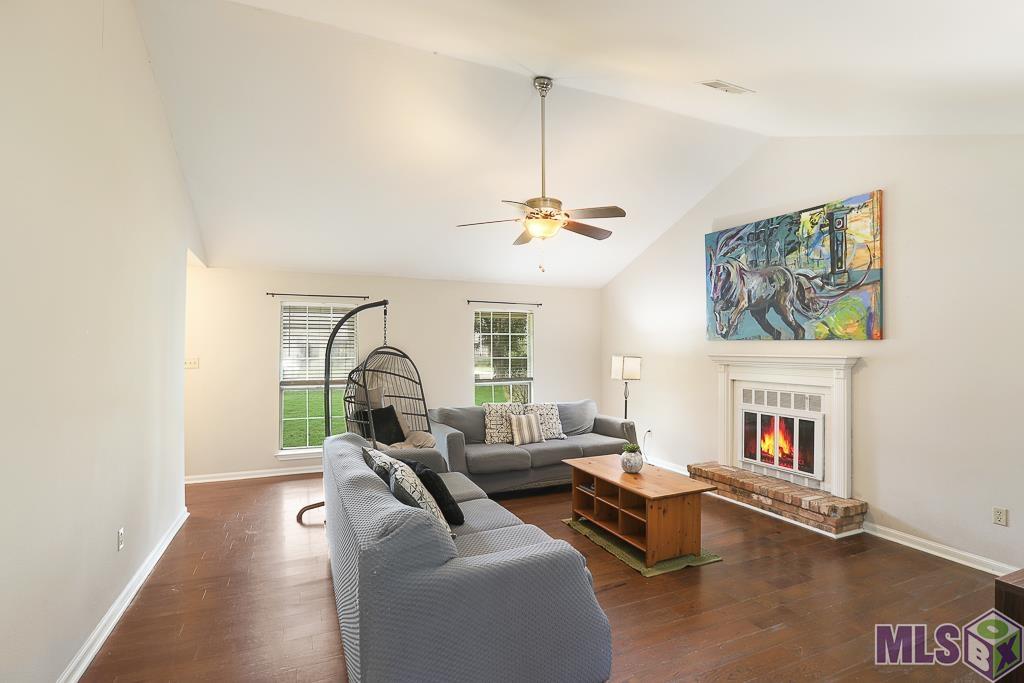 17596 Simpson Road Prairieville, LA 70769 - Photo 4 of 28