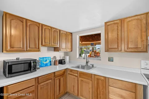 $689,900 | 406 Thrush Drive, Satellite Beach, FL 32937