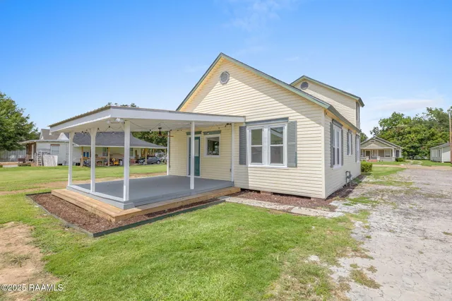 $230,000 | 219 Clara Street, Jennings, LA 70546