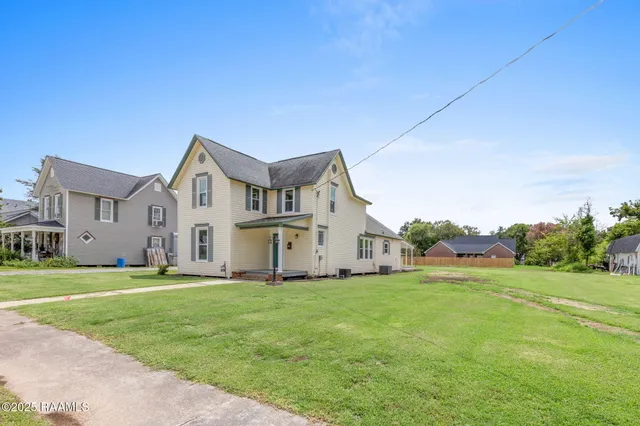 $230,000 | 219 Clara Street, Jennings, LA 70546