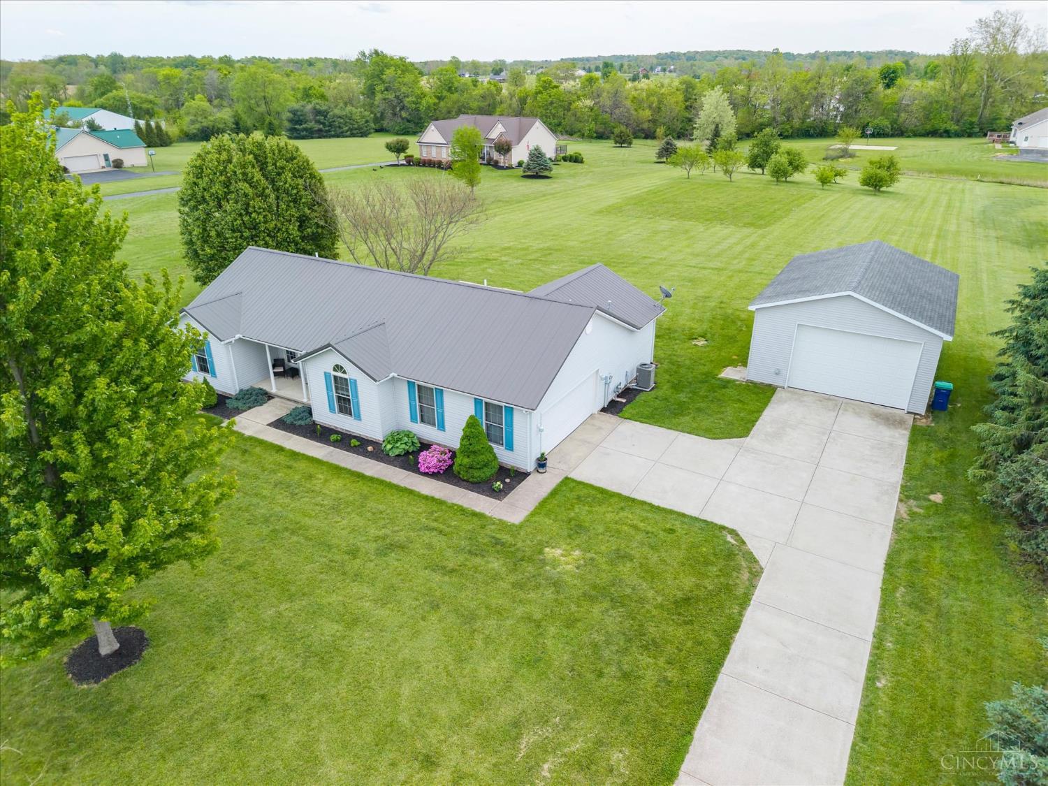 9070 Grimsley Road Leesburg, OH 45135 - Photo 40 of 41