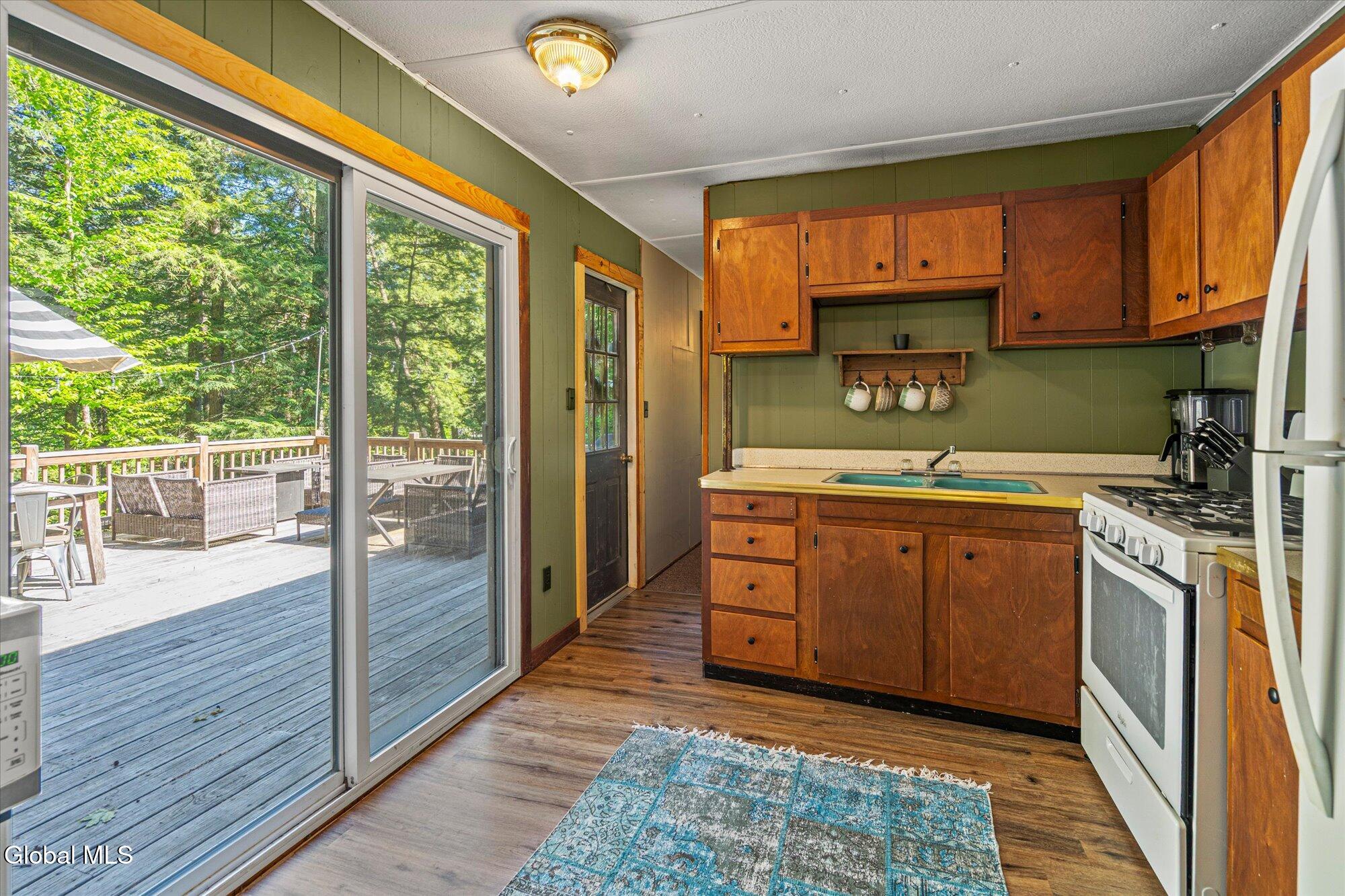 18 Miller Road Schroon, NY 12870 - Photo 9 of 17 05-ADK-5