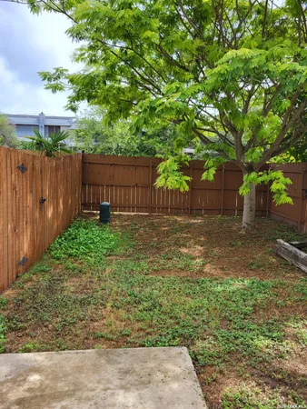 $1,350 | 4163 St Charles Bay, San Antonio, TX 78229