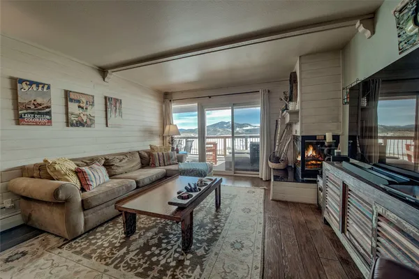 $599,000 | 401 West La Bonte Street, Unit 206, Dillon, CO 80435