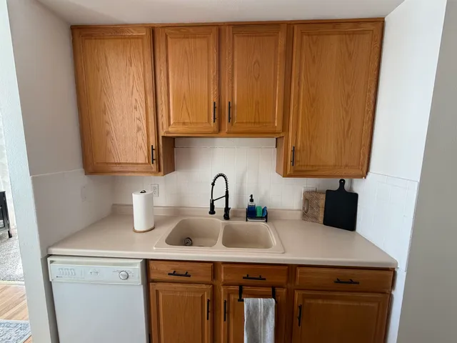 $80,000 | 714 Kiwanis Drive, Freeport, IL 61032