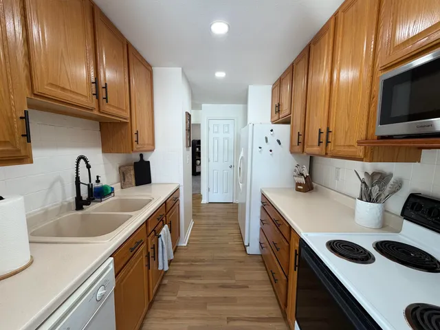 $80,000 | 714 Kiwanis Drive, Freeport, IL 61032