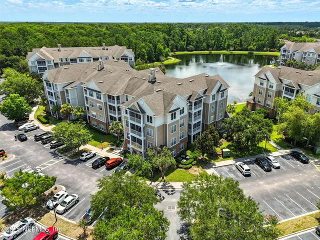 $215,000 | 11251 Campfield Drive, Unit 2307, Jacksonville, FL 32256