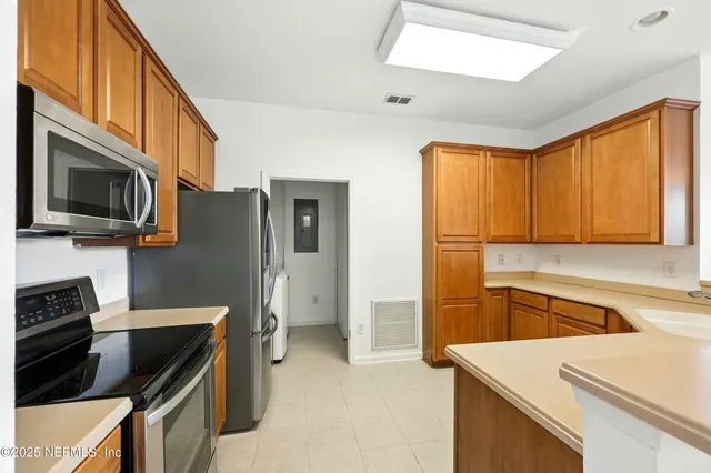 $215,000 | 11251 Campfield Drive, Unit 2307, Jacksonville, FL 32256