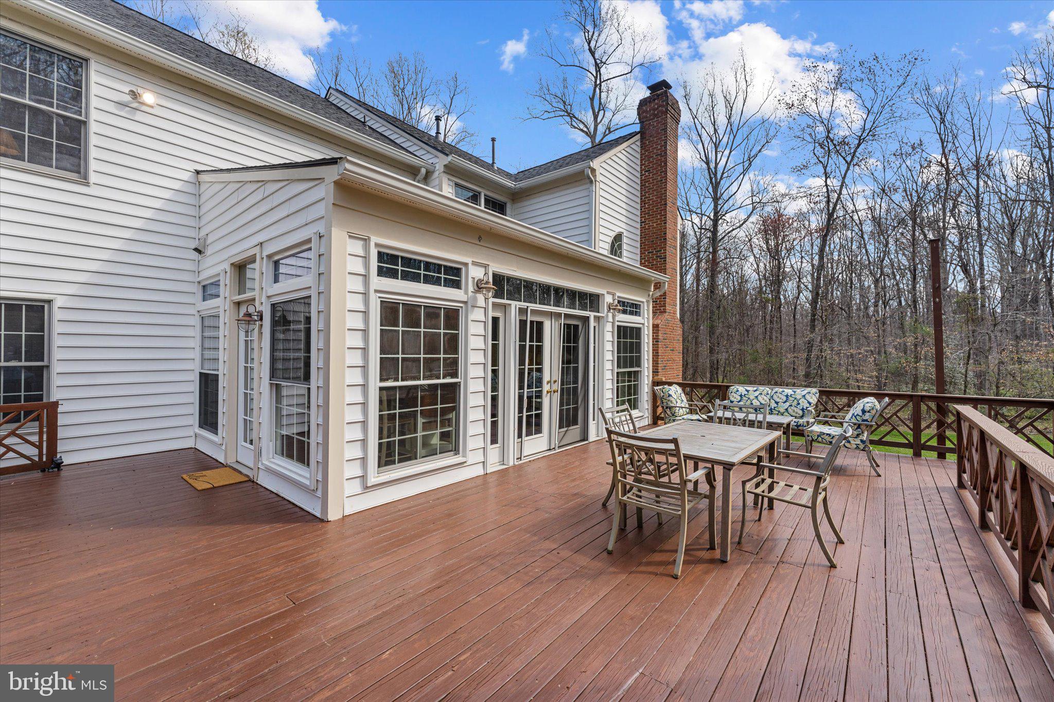 10582 Canterberry Road Fairfax Station, VA 22039 - Photo 30 of 81 Sunroom and large deck
