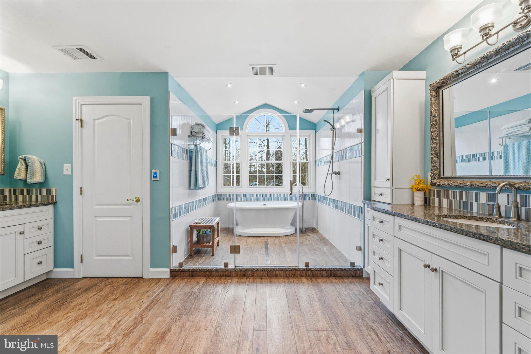 10582 Canterberry Road Fairfax Station, VA 22039 - Photo 40 of 81 Primary bath