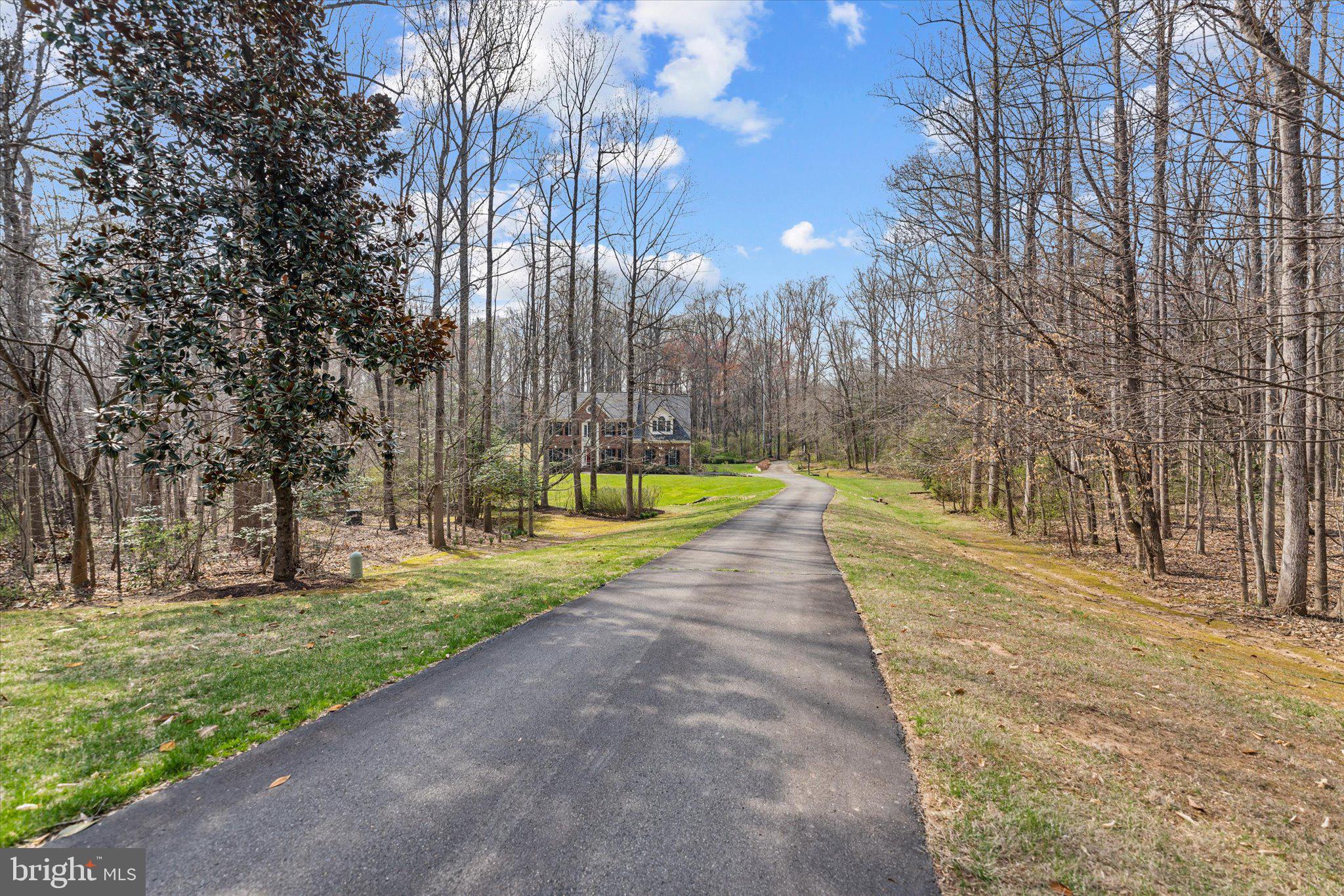 10582 Canterberry Road Fairfax Station, VA 22039 - Photo 4 of 81