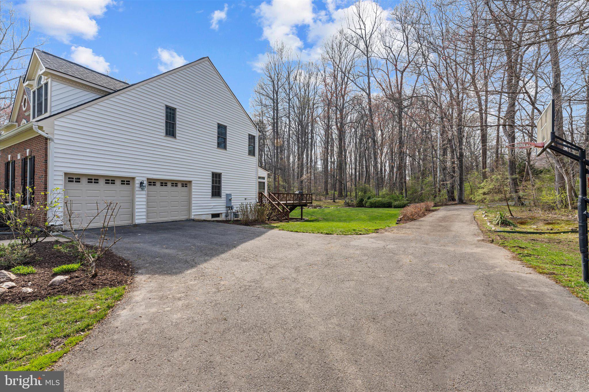 10582 Canterberry Road Fairfax Station, VA 22039 - Photo 6 of 81