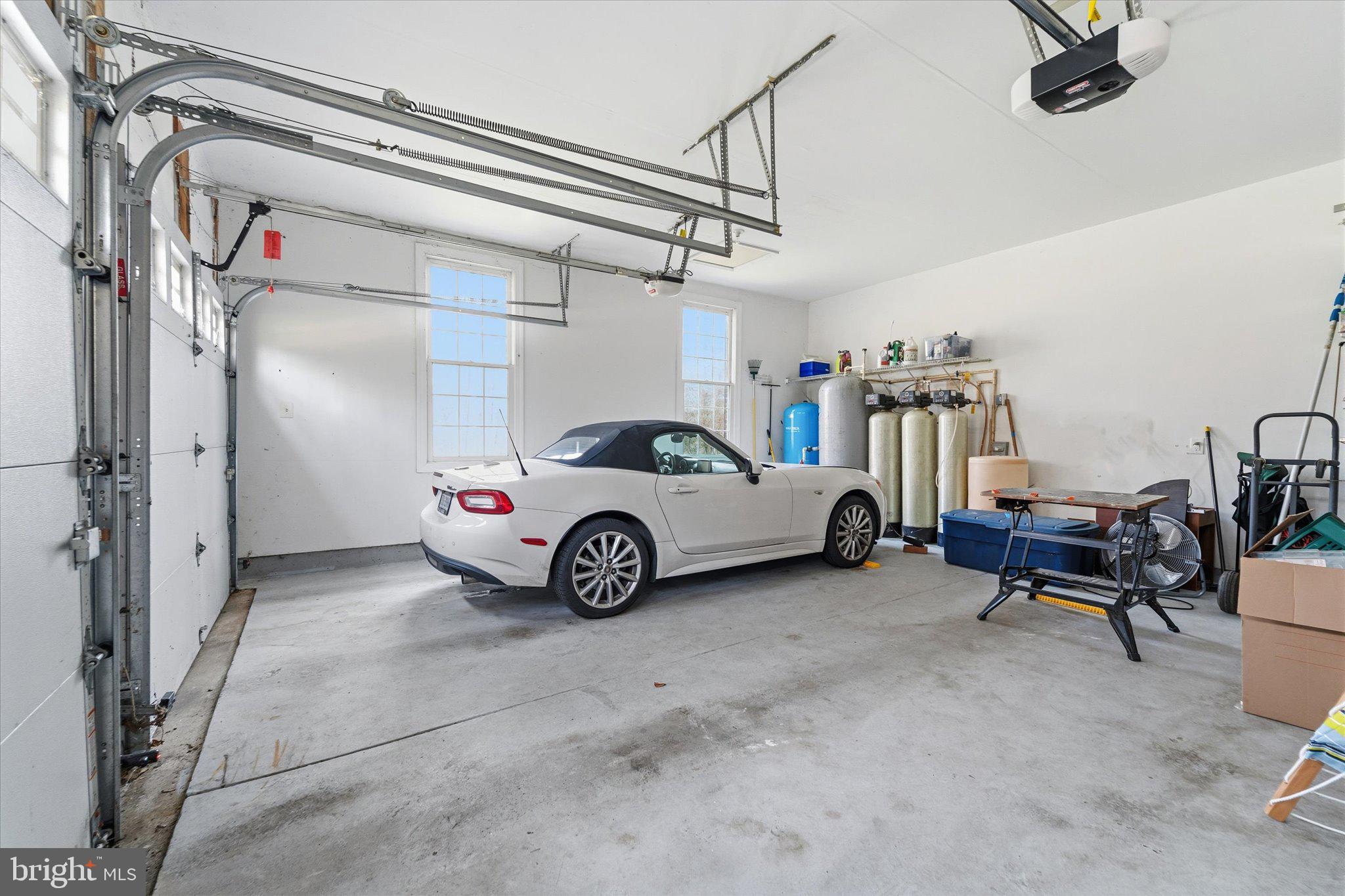 10582 Canterberry Road Fairfax Station, VA 22039 - Photo 76 of 81 Attached 2 car