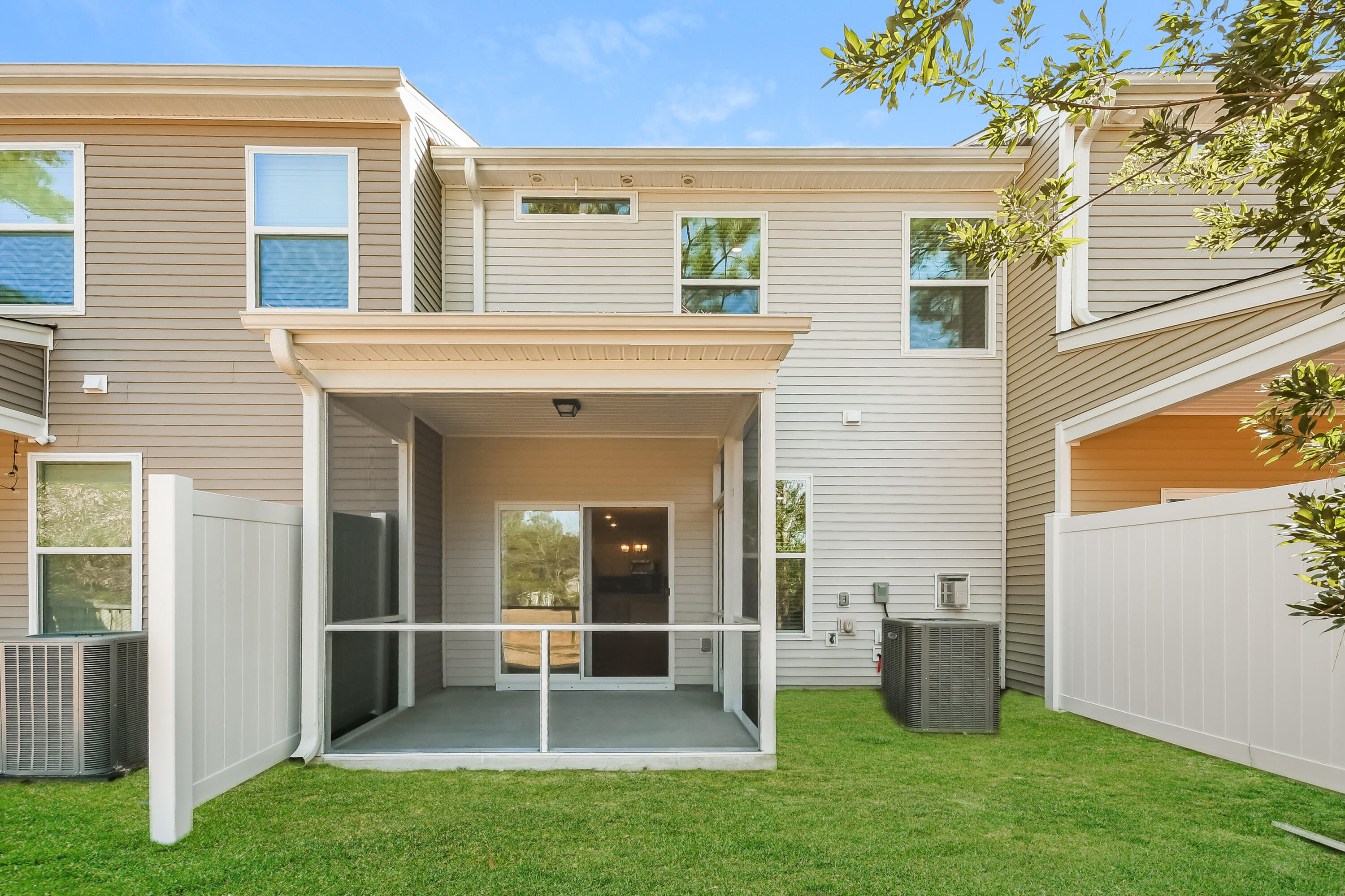 134 Alpine Road Summerville, SC 29485 - Photo 15 of 17 17-photo-Rear-View-ce2406dc-bad0-4abe-95