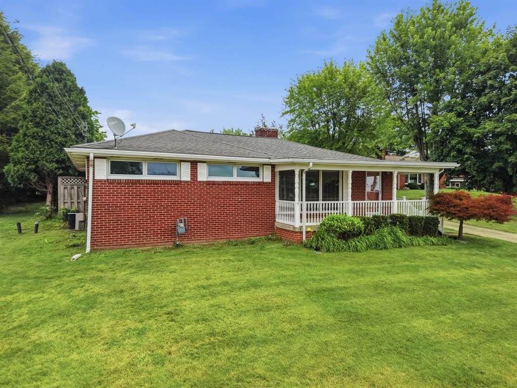 2913 Conway Wallrose Road Baden, PA 15005 - Photo 5 of 46