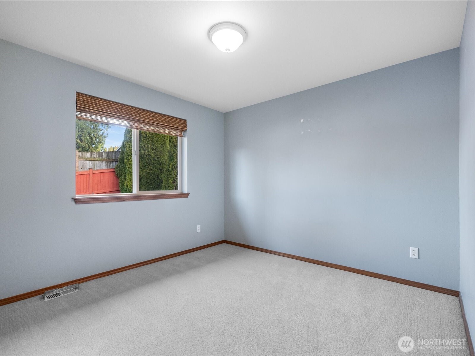 1824 23rd Street Snohomish, WA 98290 - Photo 32 of 40