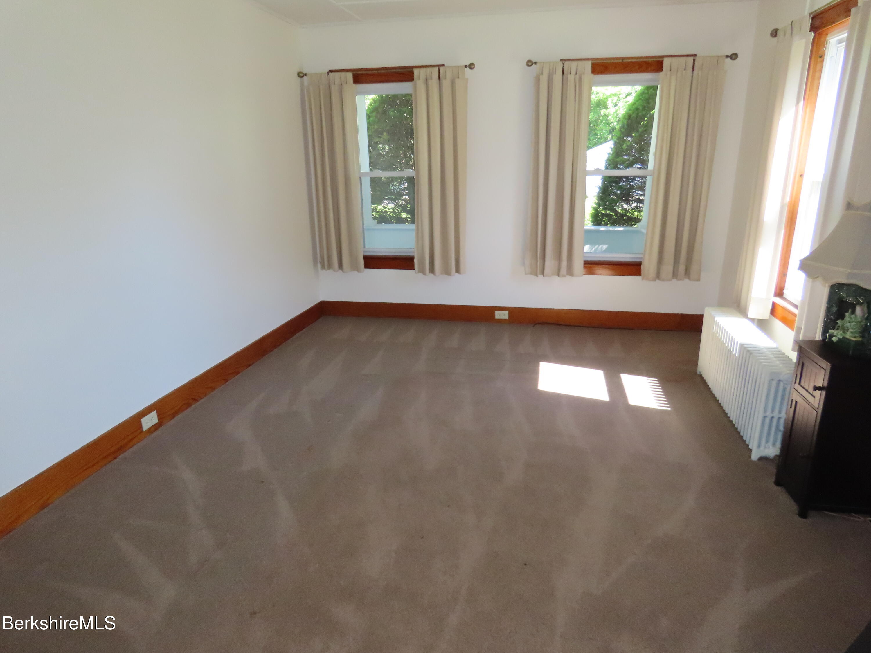 32 Valley Street Adams, MA 01220 - Photo 10 of 68 downstairs Living room
