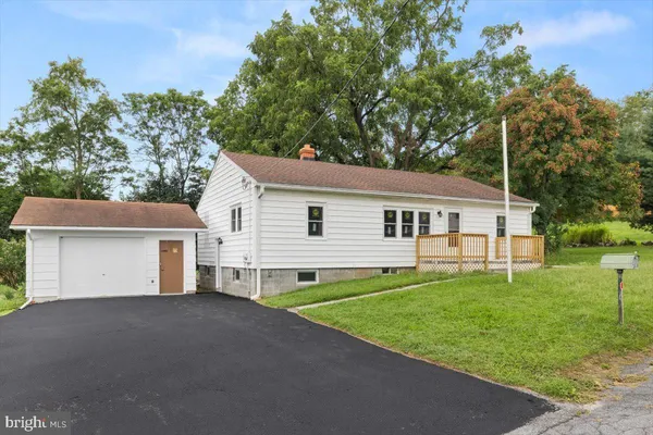 $399,900 | 163 Margaret Lane, Winchester, VA 22603