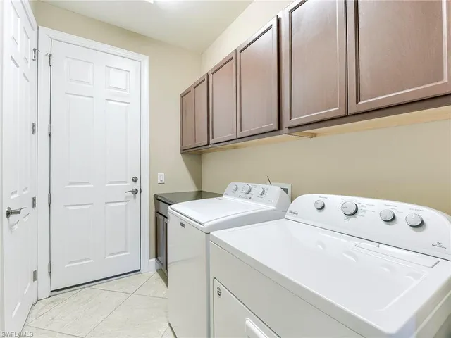 $456,400 | 10641 Jackson Square Drive, Estero, FL 33928