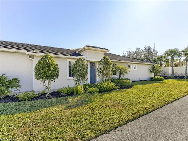 $456,400 | 10641 Jackson Square Drive, Estero, FL 33928