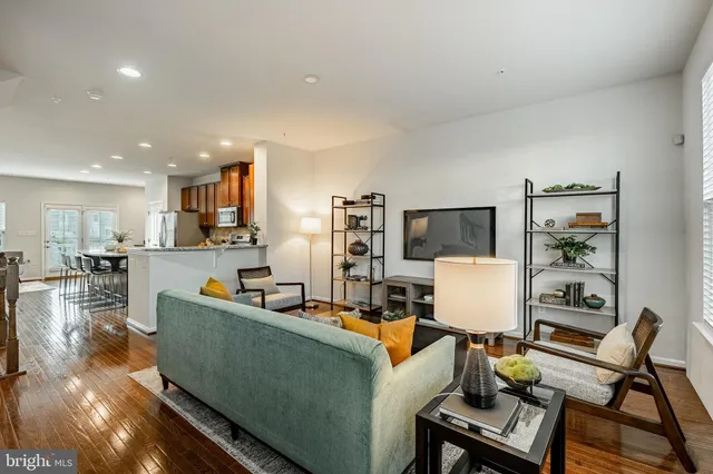 $3,400 | 113 Quarry Point Road, Malvern, PA 19355