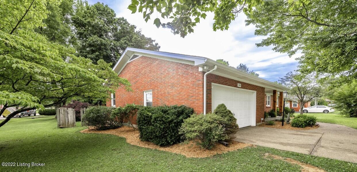 240 Stringer Lane Mount Washington, KY 40047 - Photo 22 of 29 image00024