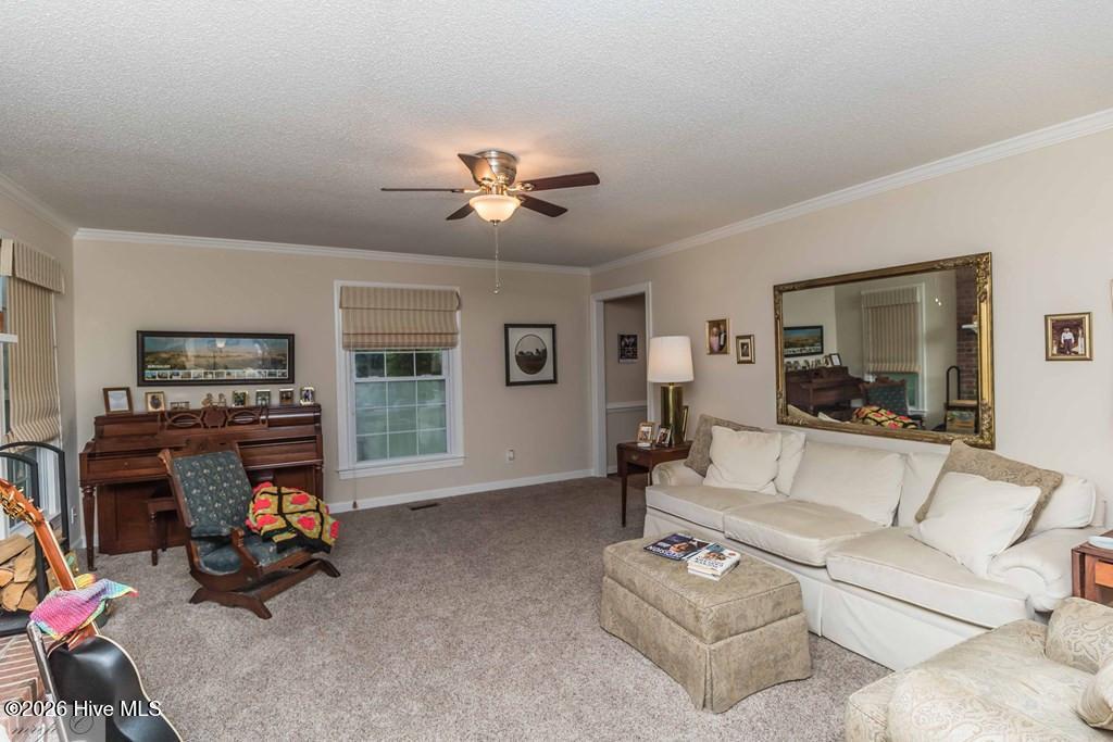 1806 Salem Church Road Goldsboro, NC 27530 - Photo 10 of 53 20220509235417190397000000-o