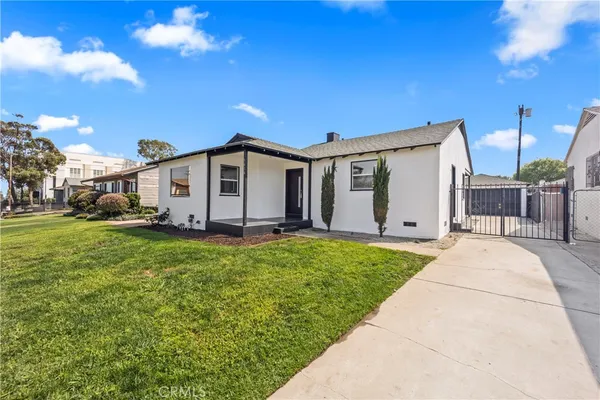 $839,900 | 1616 West 108th Street, Los Angeles, CA 90047