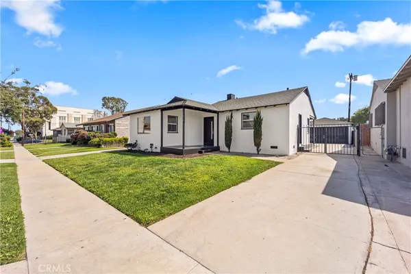 $839,900 | 1616 West 108th Street, Los Angeles, CA 90047