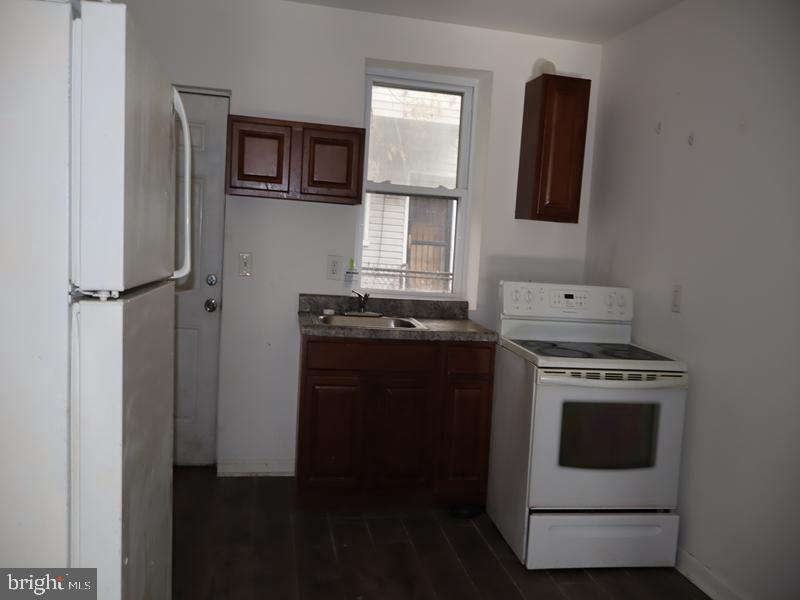527 East Walnut Lane Philadelphia, PA 19144 - Photo 9 of 23