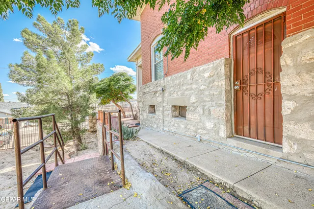 $385,000 | 1805 Arizona Avenue, El Paso, TX 79902