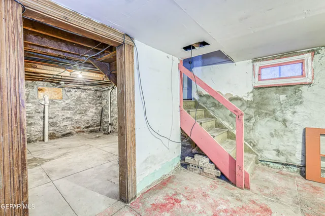 $385,000 | 1805 Arizona Avenue, El Paso, TX 79902