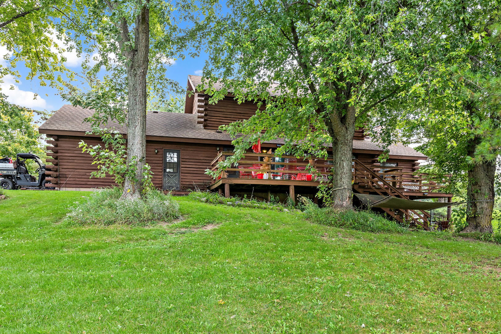 29650 North Garland Road Wauconda, IL 60084 - Photo 21 of 32 a backyard of a house with seating space